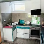 Marikalak Apartment *