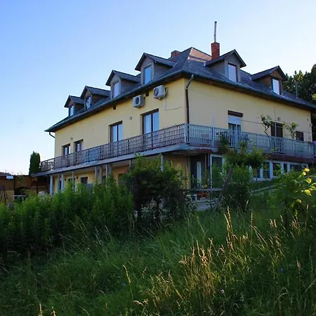 Marikalak Apartmán *