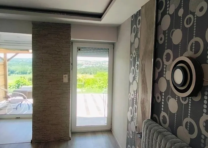 Marikalak Apartament *